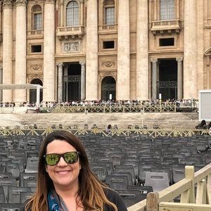 Meet your Posher, Holly